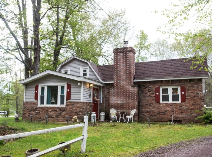 11 Branning Road, Beach Lake, PA